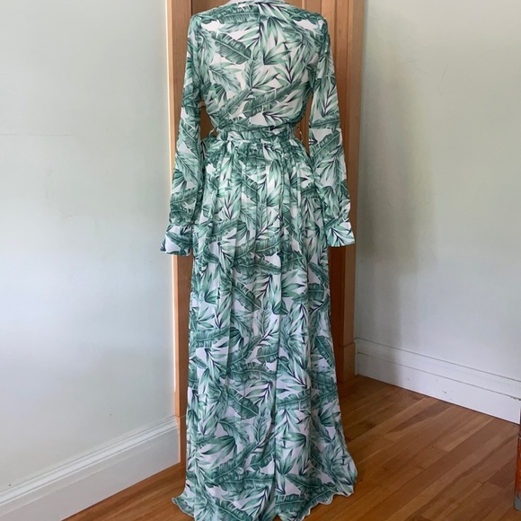 Petal Roz Green Tropical Print Chiffon Maxi Dress, Size S - Picture 7 of 16